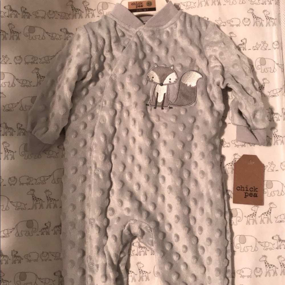NWT Chickpea minky footie sleeper 0-3 months